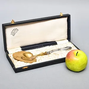 Старинная Сервировочная Лопатка для подачи в футляре, Silverplate Франция первая половина ХХ века.