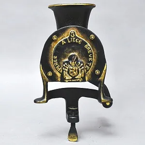 Старинная Чугунная Ручная Механическая Мельница - Кофемолка BREVETE, Бельгия 30-е гг.