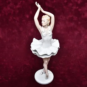 Антикварная статуэтка «Балерина - Бабочка», Фарфор ROSENTHAL, Германия, 30-е годы ХХ века. 