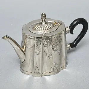 Старинный Заварочный Чайник. Метал Silverplate, SHEFFIELD Англия начало ХХ века. 