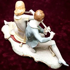 Авторская Фарфоровая статуэтка «СОНАТА, МУЗЫКАЛЬНЫЙ ДУЭТ» Hutschenreuther, Германия.
