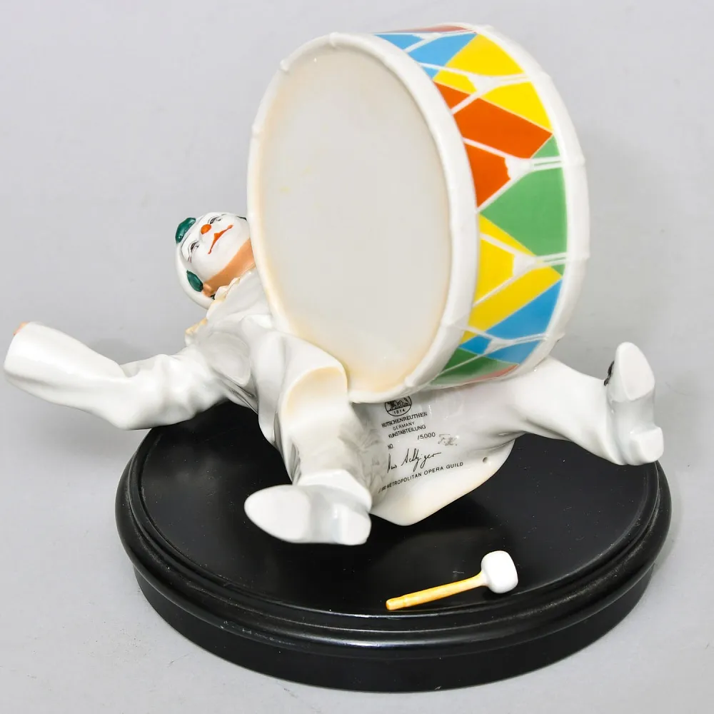 Коллекционная Фарфоровая статуэтка «КЛОУН. Паяц с барабаном», Hutschenreuther Германия.