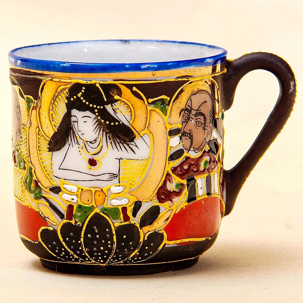 Антикварный Чайный фарфоровый сервиз в стиле Satsuma, Япония, FUTAJI, первая половина ХХ века.