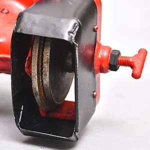 Большая Старинная Чугунная Зерно Мельница - Измельчитель, B.M.EISENWERK Германия 30 -е годы ХХ века.