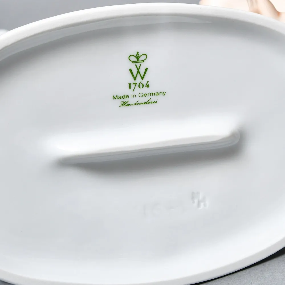 Коллекционная Фарфоровая статуэтка «Путти с козленком»,  WALLENDORF Германия, середина ХХ века.