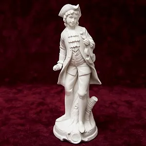 Коллекционная Фарфоровая статуэтка «Музыкант. Юный Скрипач», Германия конец ХХ века.. 