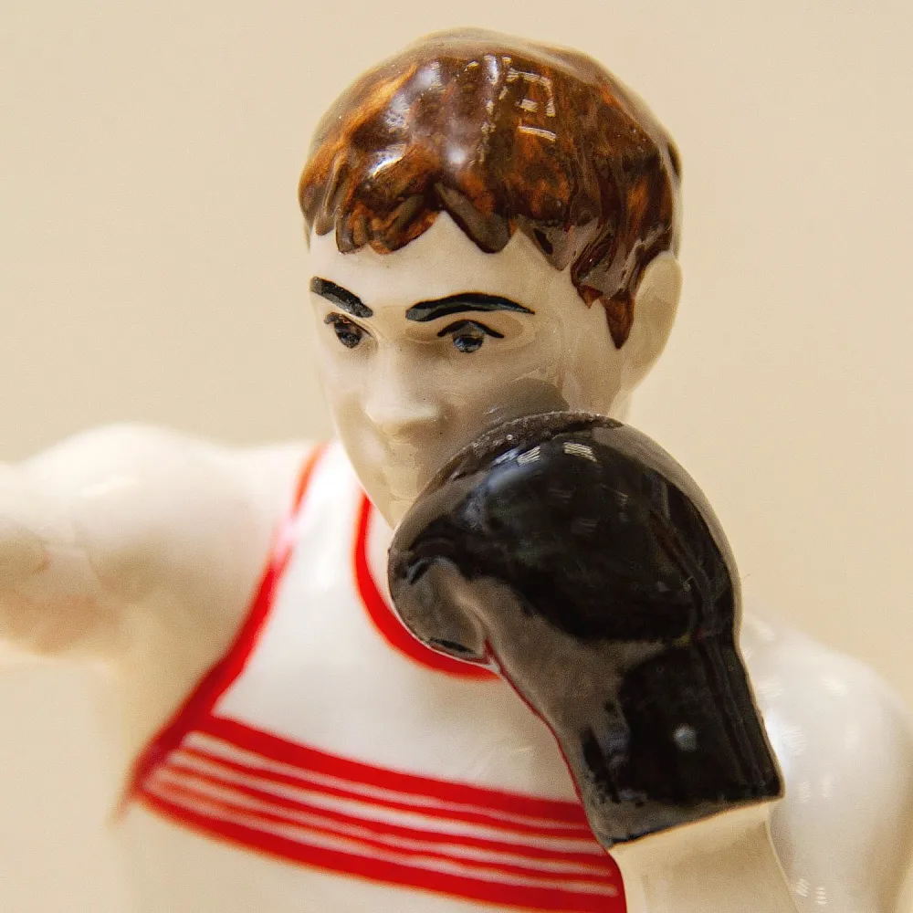 Авторская Коллекционная Фарфоровая Статуэтка «Боксёр», Россия.