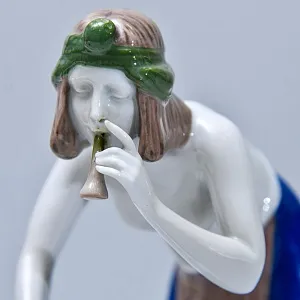 Редкость! Антикварная Фарфоровая статуэтка «Заклинательница змей», ROSENTHAL Германия -1919 год.