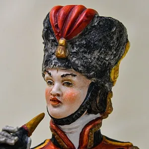 Коллекционная Фарфоровая статуэтка «Солдат. Гусар - горнист» из серии «Армия Наполеона», Capodimonte Италия.