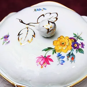 Фарфоровая Сахарница - Конфетница «Летний сад» Furstenberg, Германия середина ХХ века.