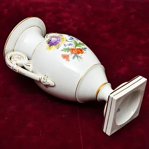 Антикварная Фарфоровая Ваза «Цветочный Букет», MEISSEN Германия, первая половина ХХ века.