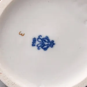 Коллекционная Фарфоровая Статуэтка «Девочка - танцовщица собирает монеты», VOLKSTEDT Германия -50 гг.