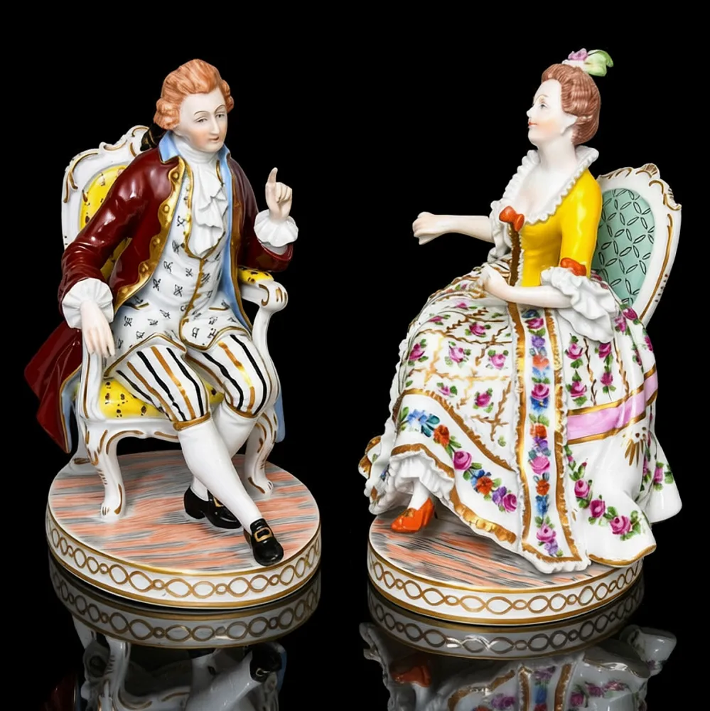 Коллекционные Парные статуэтки «Дама и Кавалер. Светская беседа», Фарфор SP Dresden, Германия.