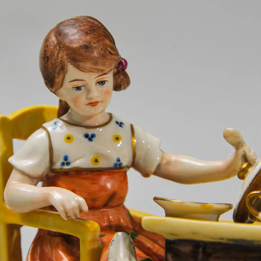 Антикарная Фарфоровая Статуэтка «Едоки каши. Завтрак», Aсkermann & Fritze начало ХХ века.