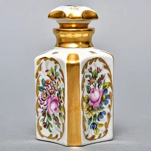 Антикварный Парфюмерный набор - три Флакона и Шкатулка, Limoges Франция, конец XIX - начало ХХ века. 