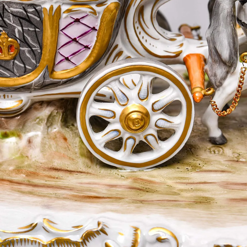 Редкость! Большая Фарфоровая статуэтка «КАРЕТА», SITZENDORF Германия, середина ХХ века.