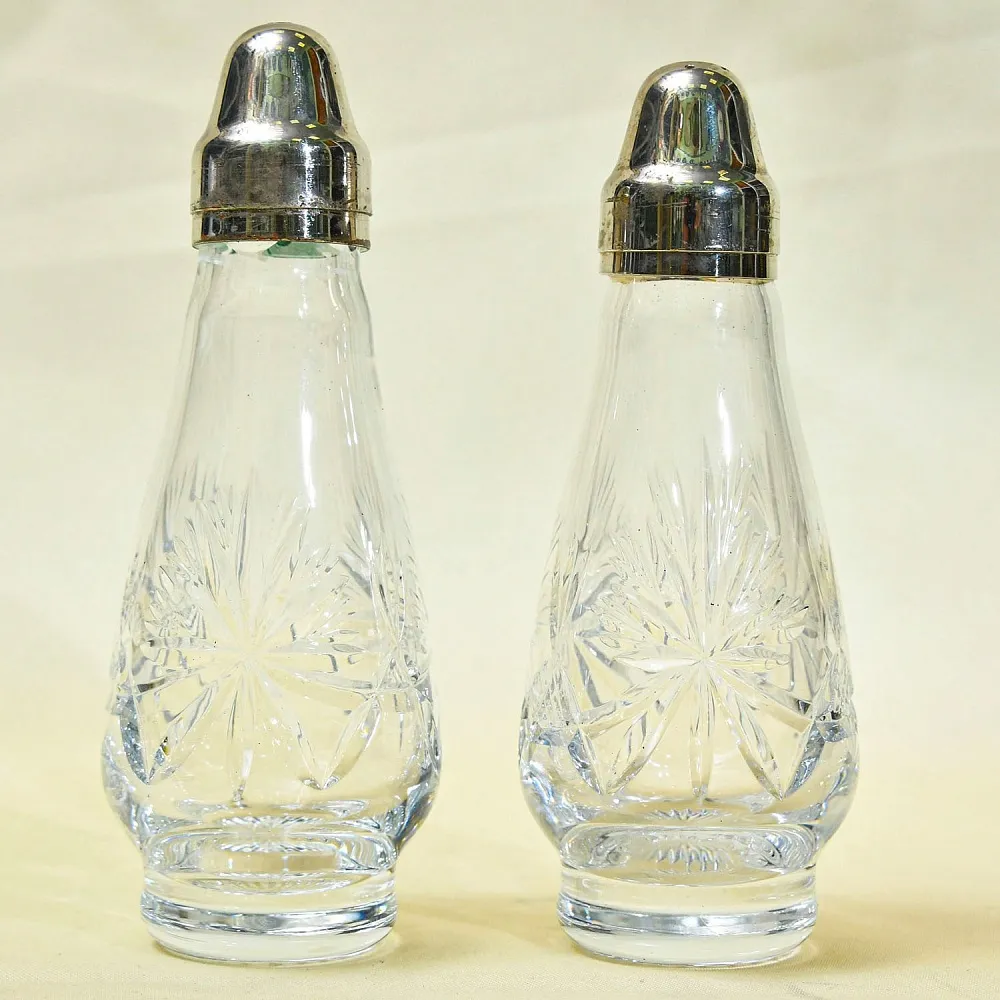 Винтажный Набор для Специй из 2-х предметов на подставке, Англия, середина ХХ века.