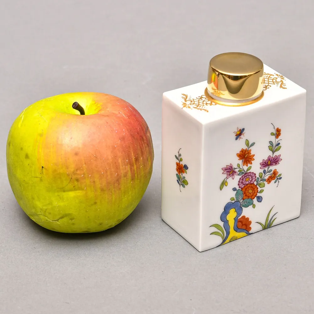 Коллекционная Фарфоровая Чайница - Баночка с крышкой «Букет», MEISSEN Германия ХХ век.