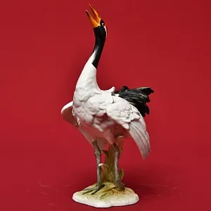 Коллекционная Фарфоровая статуэтка "Птица - ЖУРАВЛЬ", Goebel Германия, вторая половина ХХ века.