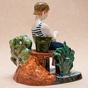 Большая Фаянсовая Статуэтка «Юный Рыбак», Конаковский Фаянс, Россия.
