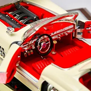 Коллекционная Металлическая Модель «Автомобиль - Mercedes-Benz 300 SL Cabriolet» Германия.