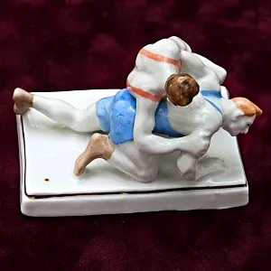 Авторская Коллекционная Фарфоровая Статуэтка «Борцы», ДФЗ Дулево СССР -1959 год. 