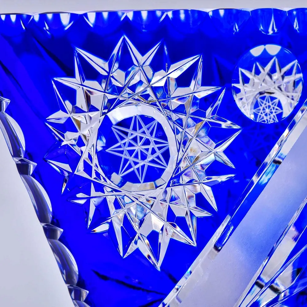 Редкость! Треугольная Ваза из Цветного Хрусталя JOSKA BODENMAIS Германия, конец 60-х гг.