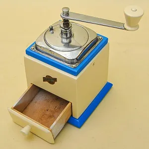 Винтажная Ручная Механическая Кофемолка «LEIBROCK», IDEAL Бельгия 50-е годы ХХвека.