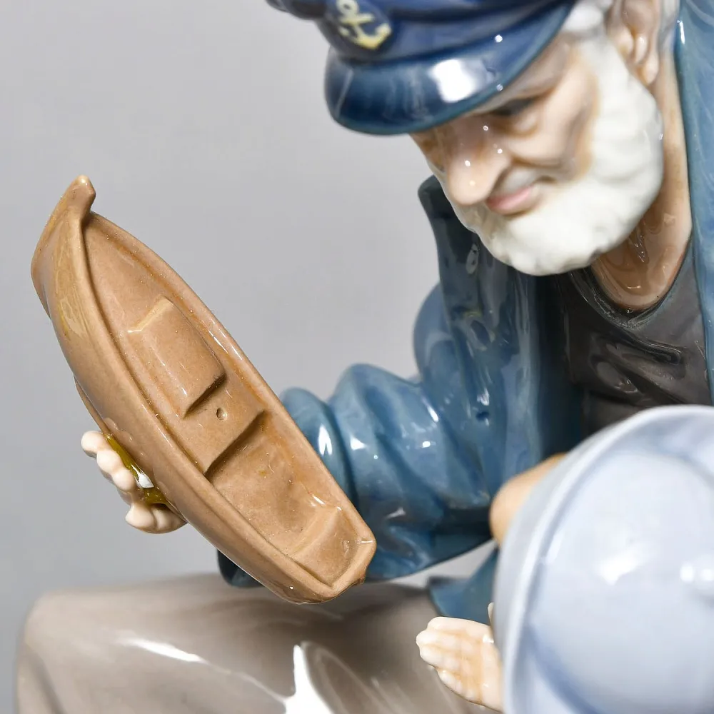 Коллекционная Фарфоровая статуэтка «Старый моряк и мальчик», Lladro Испания, 1984 - 2002 годы. 