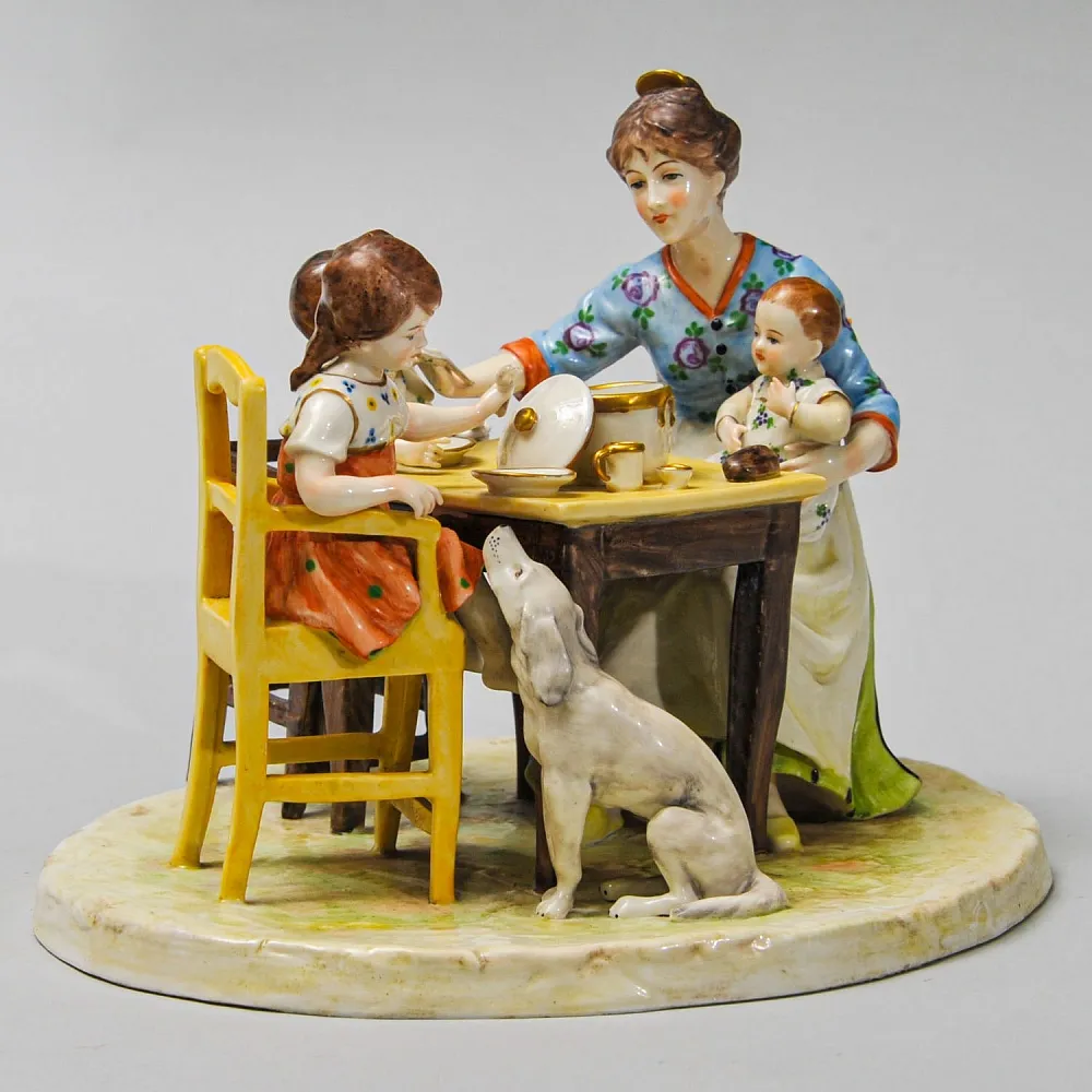 Антикарная Фарфоровая Статуэтка «Едоки каши. Завтрак», Aсkermann & Fritze начало ХХ века.