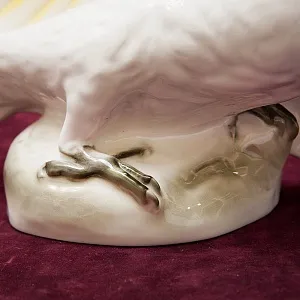 Большая Статуэтка Птица - Попугай - Какаду Желтохохлый, фарфор ИФЗ, Россия.