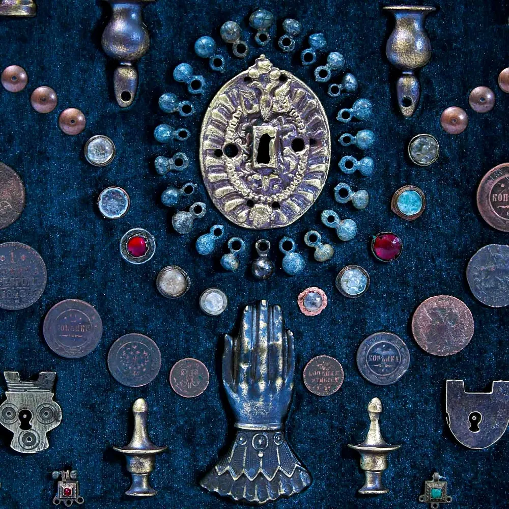 Настенное Коллекционное Панно - Картина «Старинная Мелочёвка». Россия конец XIX  начало ХХ века.