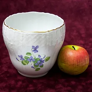 «НЕЗАБУДКИ» - Фарфоровое Кашпо или Ваза для цветов, KAISER, Германия - 1979 год.