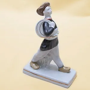 Коллекционная Фарфоровая статуэтка «Юный электрик», ДФЗ Вербилки СССР, середина ХХ века. 