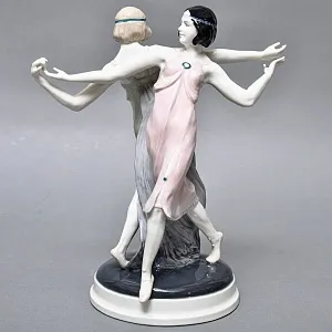 Антикварная Фарфоровая статуэтка «Танцующие девушки», Karl Ens Германия, первая половина ХХ века. 
