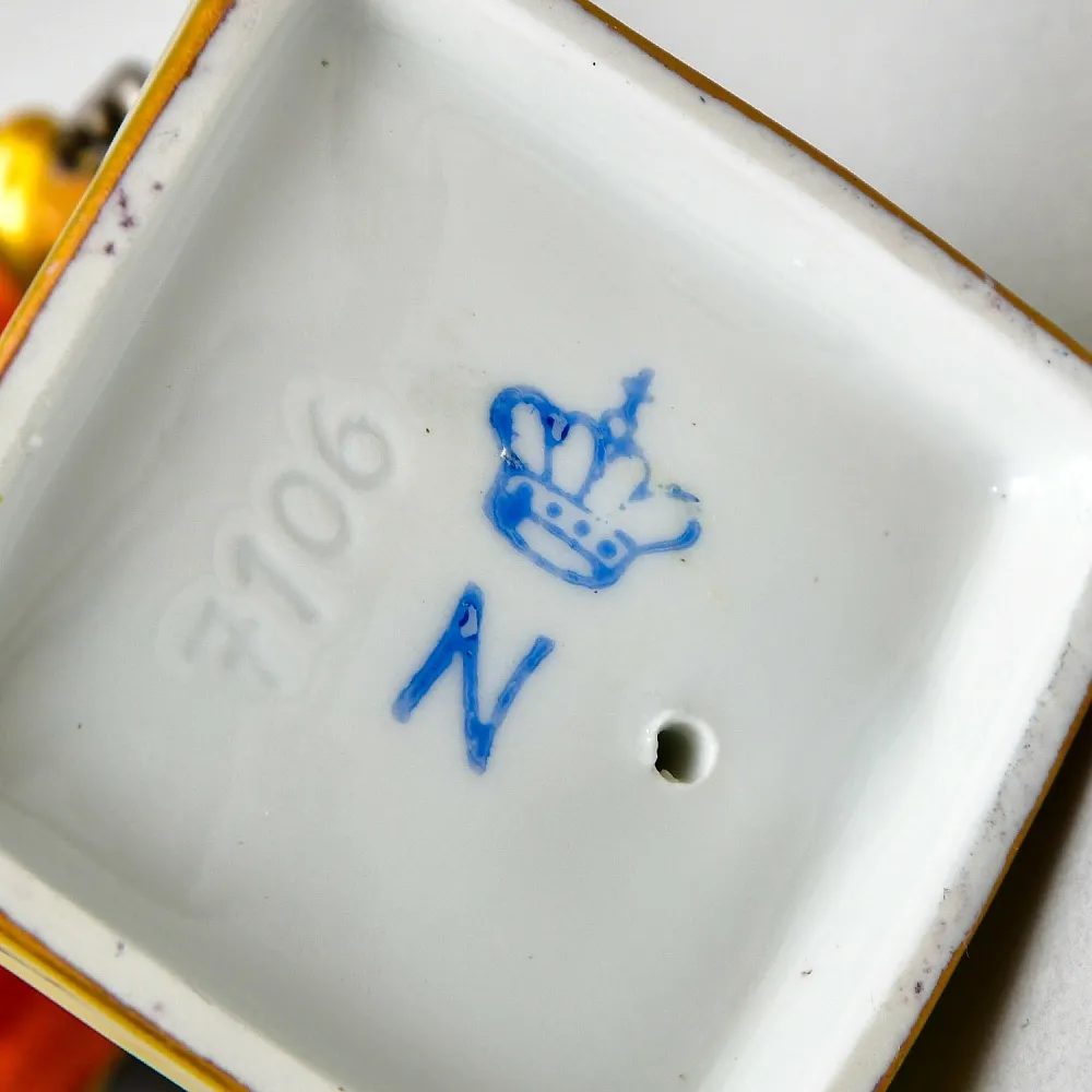 Коллекционная Фарфоровая Статуэтка «Солдат - Гусар», Германия - вторая половина ХХ века.