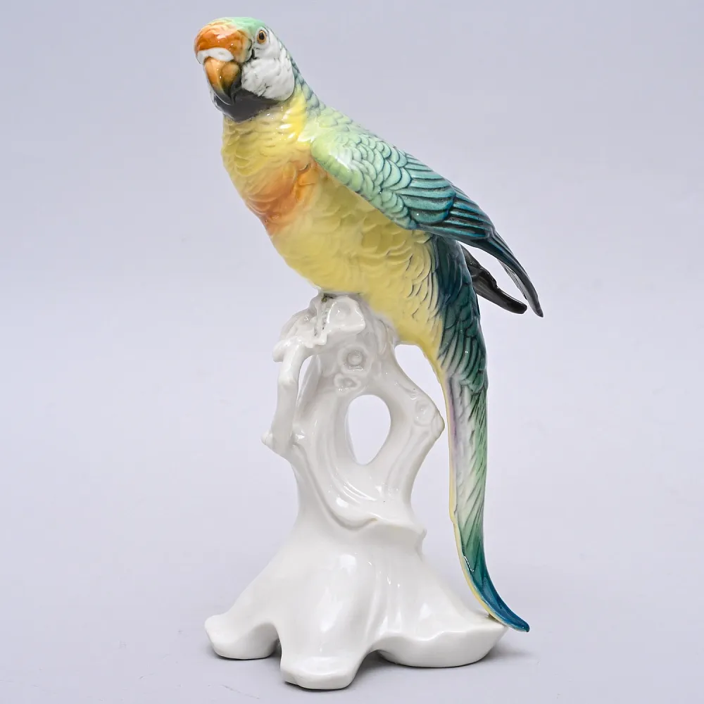 Птица - Фарфоровая статуэтка «Зелёный Попугай», Карл Энс / Karl Ens Германия, 50-е гг.