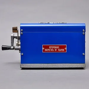 Памятный подарок - Пензенский Арифмометр - Механическая Счётная Машина «ВК-1 тип ВДН» СССР - 1979 год.