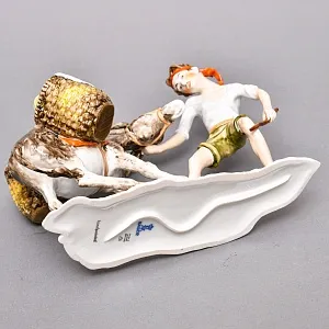 Редкость! Фарфоровая статуэтка «Мальчик и осел», KAISER Германия, 1970 - 1979 годы.