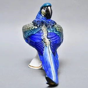 Коллекционная Фарфоровая статуэтка «Попугай Сине-Желтый АРА», ROSENTHAL Германия - 1936 год. 