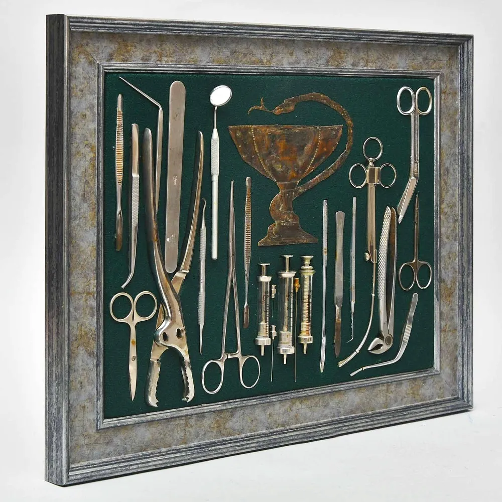 Коллекционное Настенное Панно - Картина «Медицина», СССР -40гг. ХХ века.