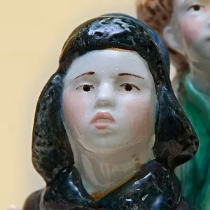 Большая Коллекционная статуэтка «Друзья птиц», Фаянс ЗиК Конаково, СССР - 1955 год.