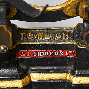 Антикварные Кухонные Весы с чашкой для сыпучих продуктов на 1 фунт, Англия начало ХХ века.