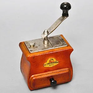 Винтажная Деревянная Ручная Механическая Кофемолка «Мокка» Zassenhaus Германия.