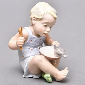 Коллекционная Фарфоровая статуэтка «Завтрак вдвоем. Девочка и птица», ROSENTHAL Германия - 1938 год. 