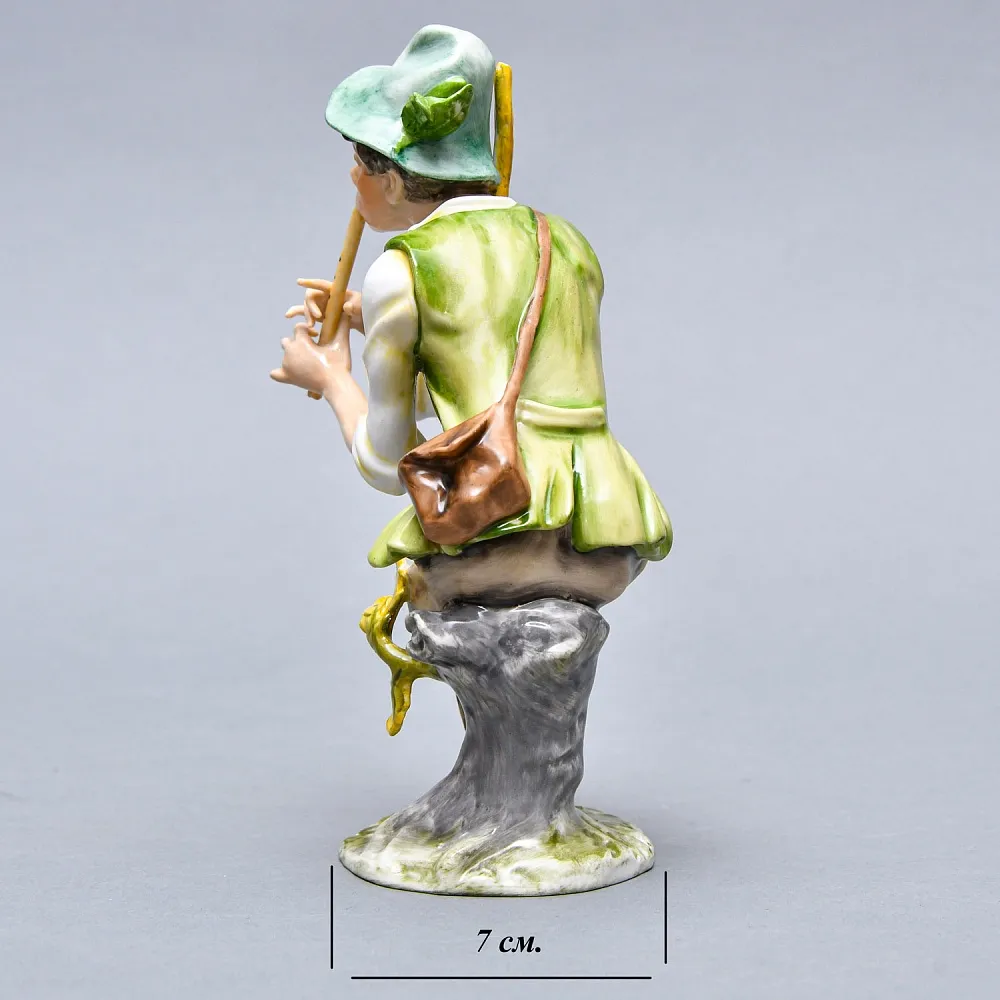 Редкая! Коллекционная Фарфоровая статуэтка «Пастушок с дудочкой» KAISER Porzellan Германия -1967 год.