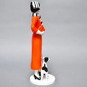 Большая Коллекционная Фарфоровая статуэтка «Сеньора Сант Анжело», GOEBEL Германия. 