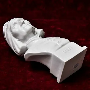Коллекционный Фарфоровый Бюст - Статуэтка «Композитор Ференц ЛИСТ - LISZT» HEREND Венгрия.