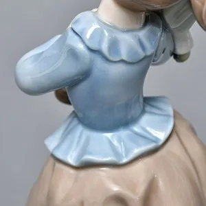Коллекционная Фарфоровая статуэтка «Девочка с клоуном», Nao by Lladro Испания, 80-е гг. 