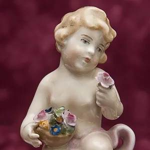 Подсвечник «Путти» Фарфор - Von Schierholz - Германия 1930-1950 годы ХХ века.